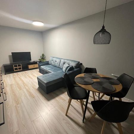 Mb Livinga Apartamentai Naftininku G Mažeikiai Eksteriør billede
